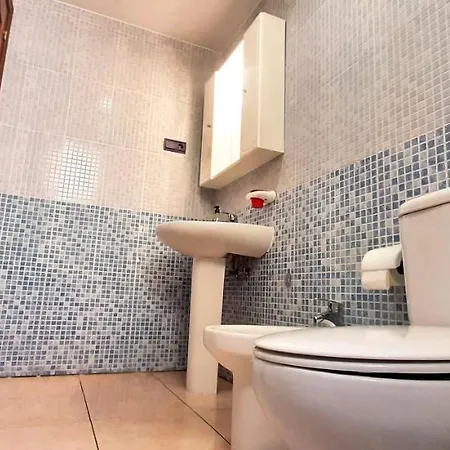 Duplex Espacioso, Tranquilidad, Barbacoa Y Supermercado Al Lado Nyaraló Cotillo