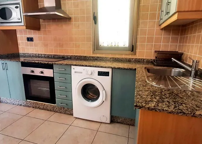 Duplex Espacioso, Tranquilidad, Barbacoa Y Supermercado Al Lado Cotillo