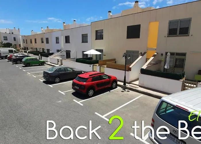 Dom wakacyjny Duplex Espacioso, Tranquilidad, Barbacoa Y Supermercado Al Lado *